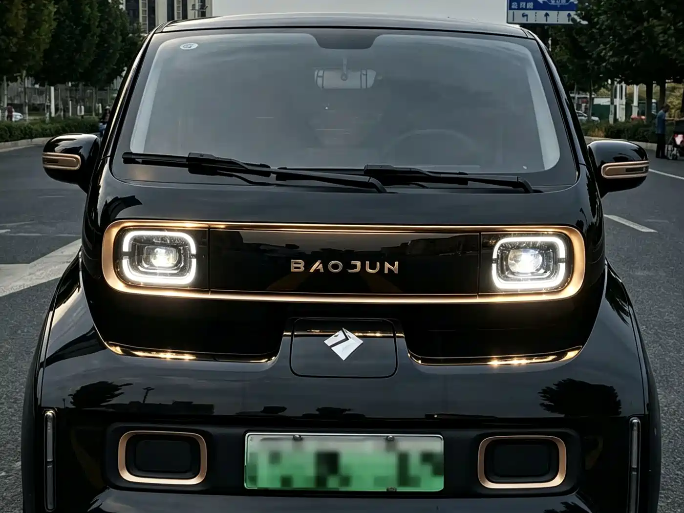 Baojun KiWi EV 2021 2022 Designer Lite Edition LFP