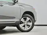 صورة 10 - Toyota Highlander