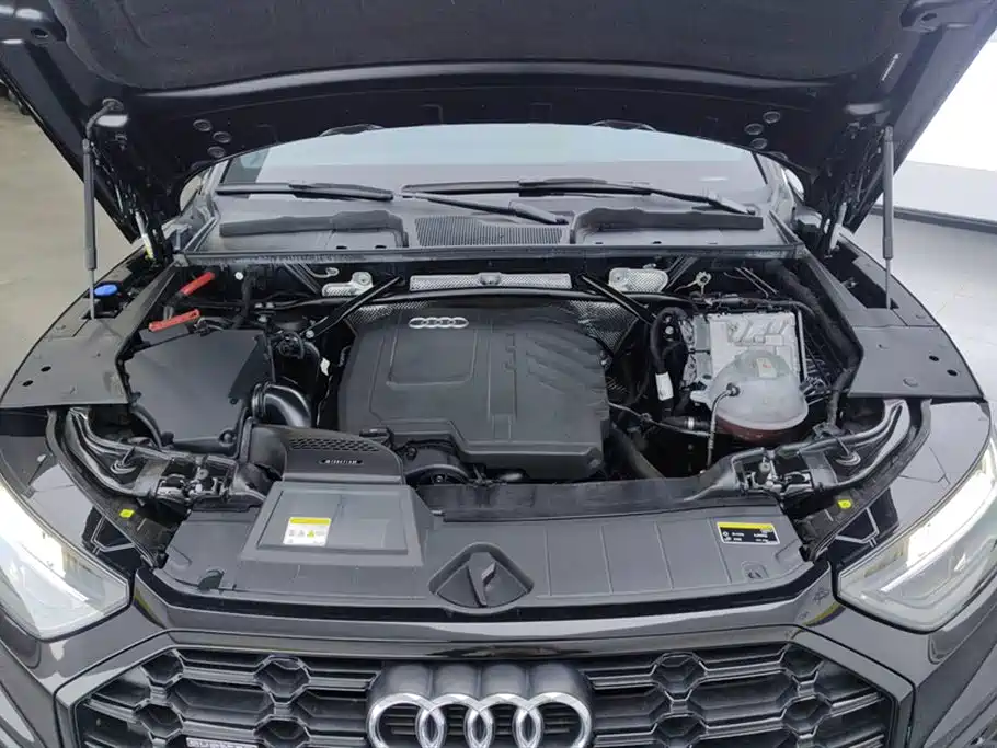 Audi Q5L 2024 Model 45 TFSI Luxury Dynamic фото 10