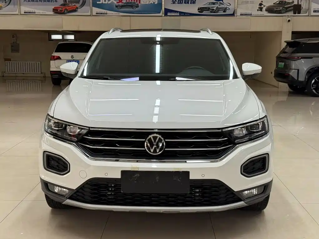 Volkswagen T-Roc, миниатюра 2