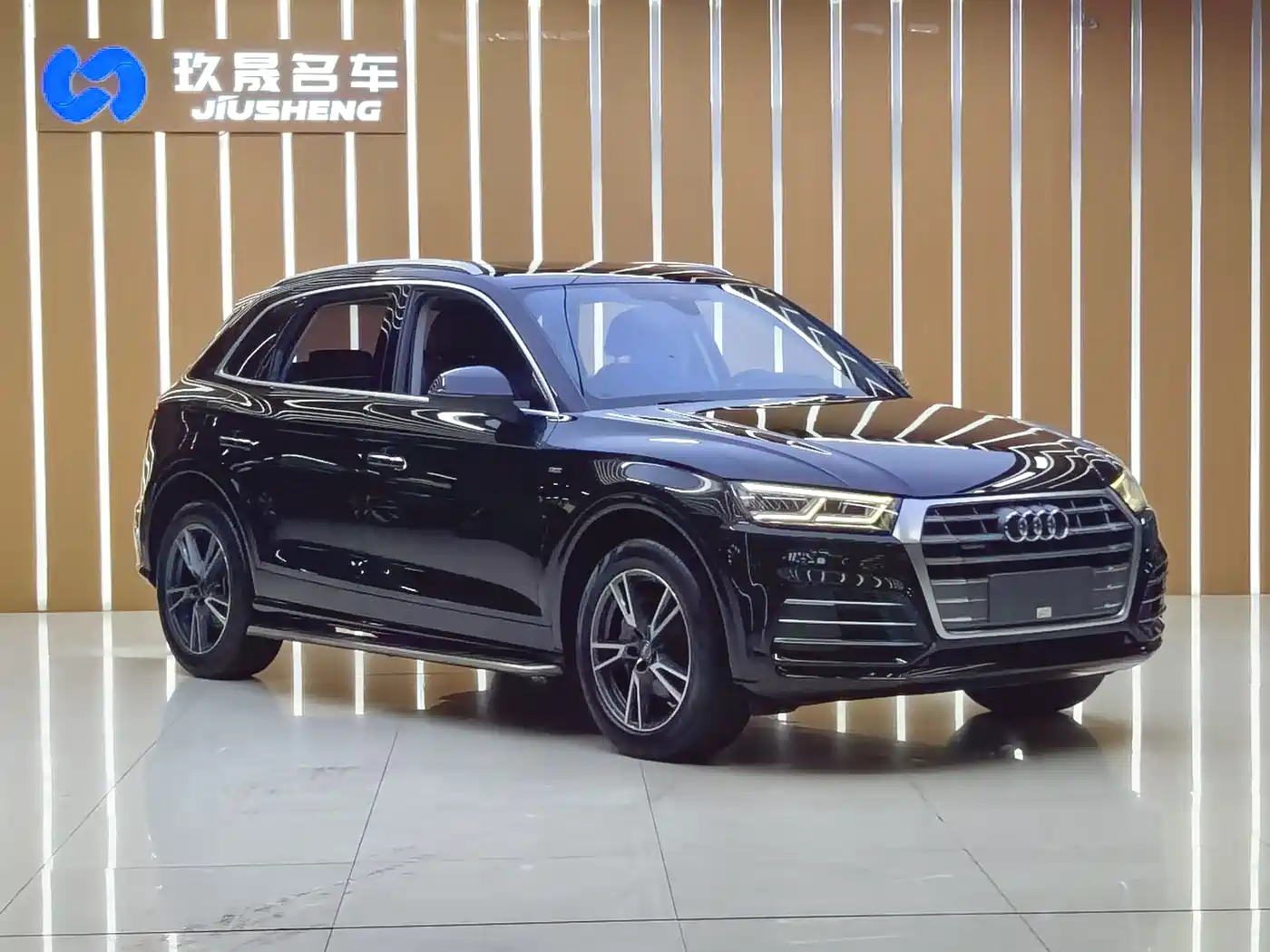 Audi Q5L 2018 40 TFSI Prestige Fashion (China V) фото 3