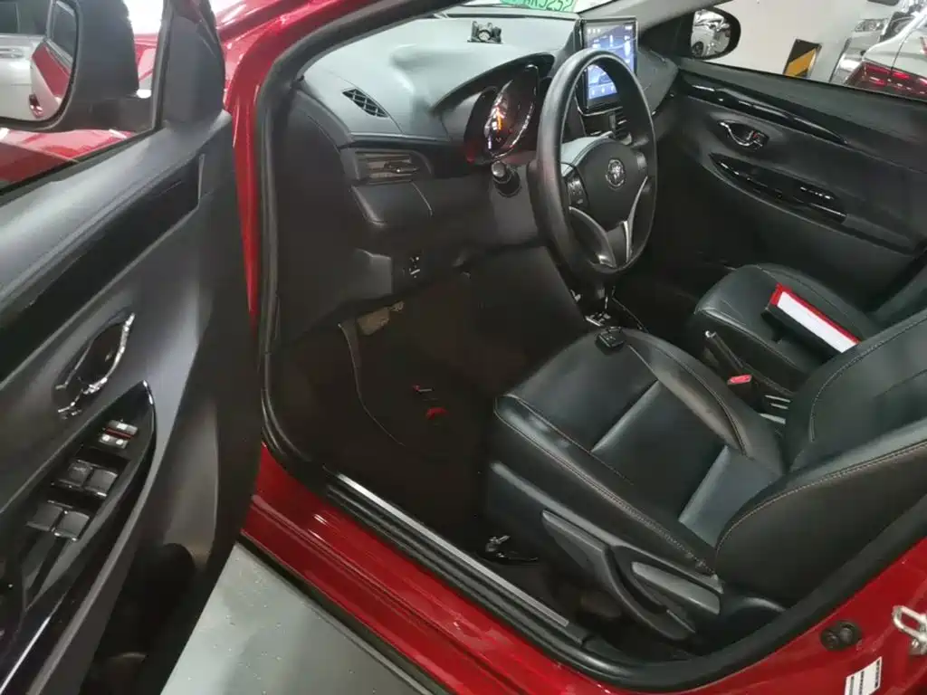 Toyota Yaris, миниатюра 15