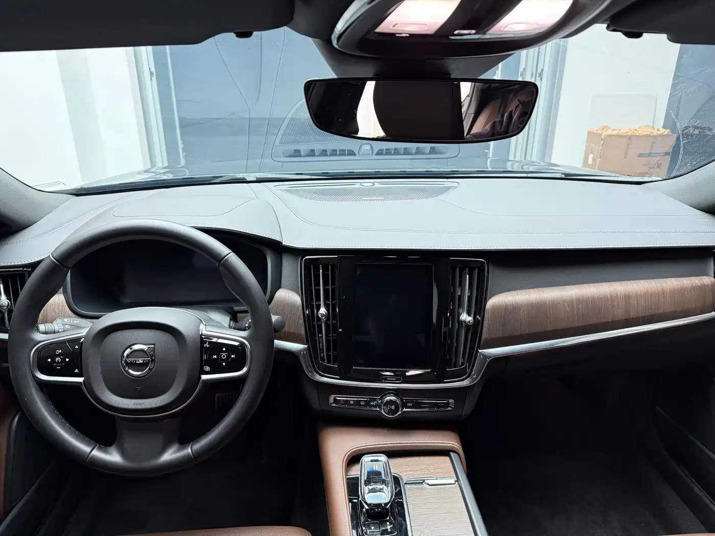 VOLVO S90