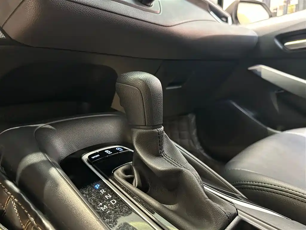 Toyota Corolla 2021 1.2T S-CVT Pioneer Edition фото 17