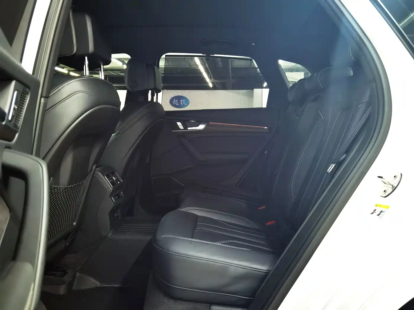 Photo 10 - Audi Q5L