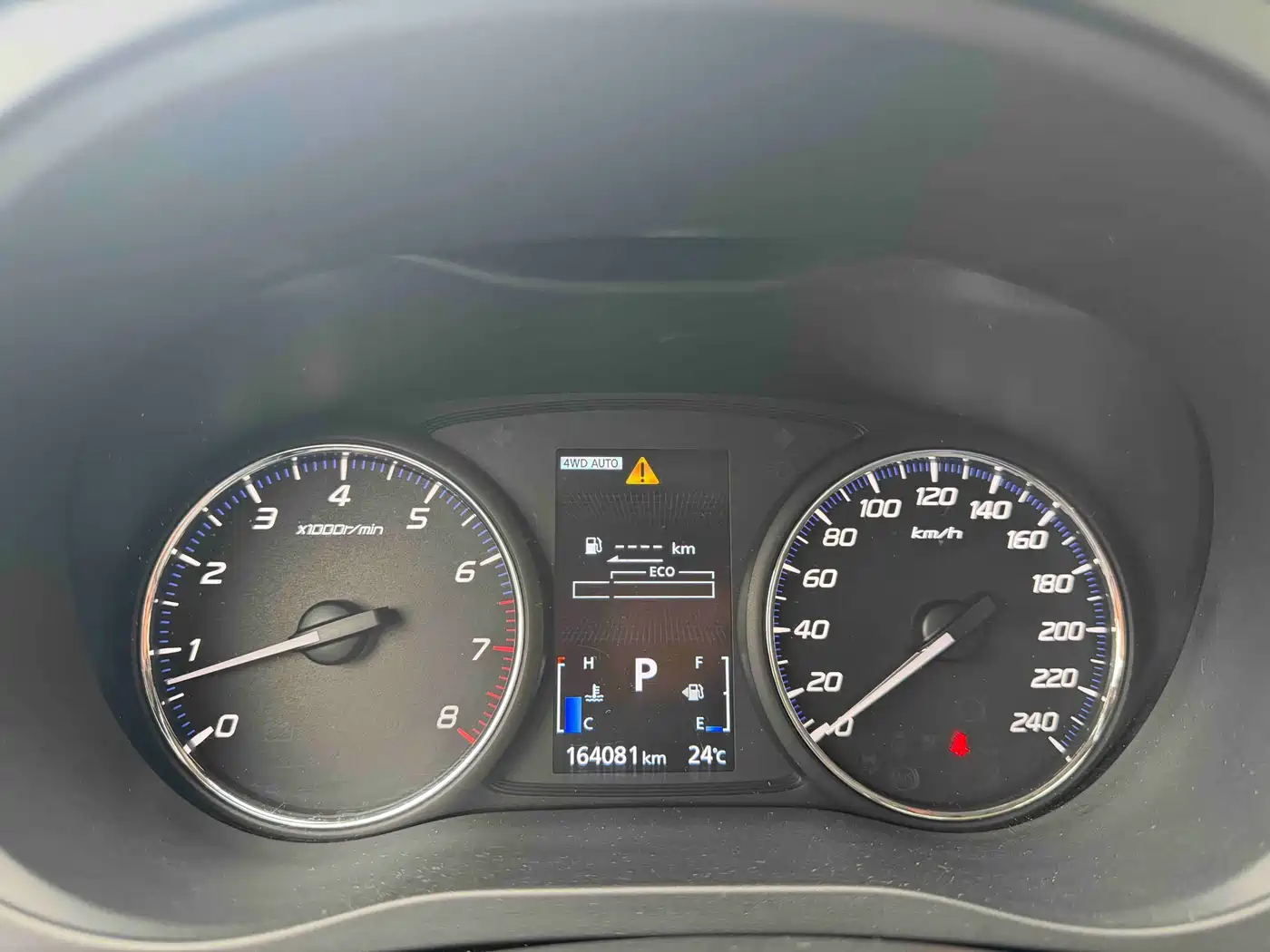 Mitsubishi Outlander 2016 2.4L 4WD Luxury Edition 7-seater фото 10