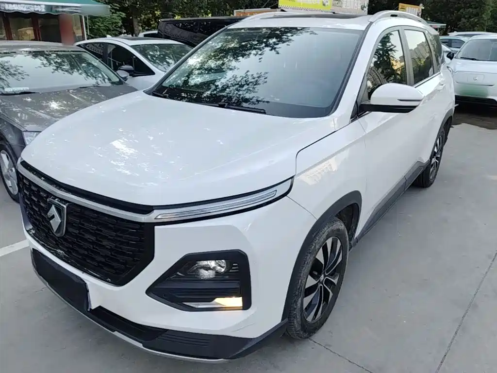 Baojun 530 2020 1.5T CVT Premium Connect 7-seater