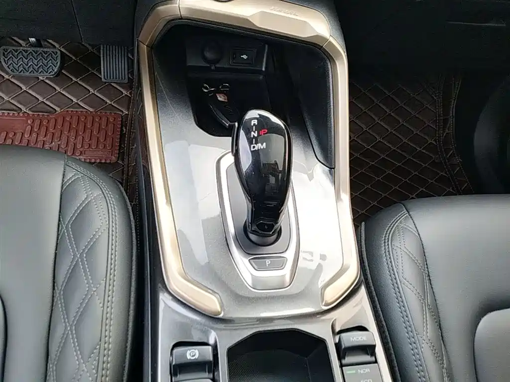 Фото 14 - Haval H6