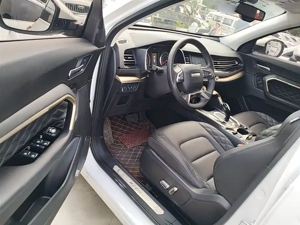 Фото 16 - Haval H6