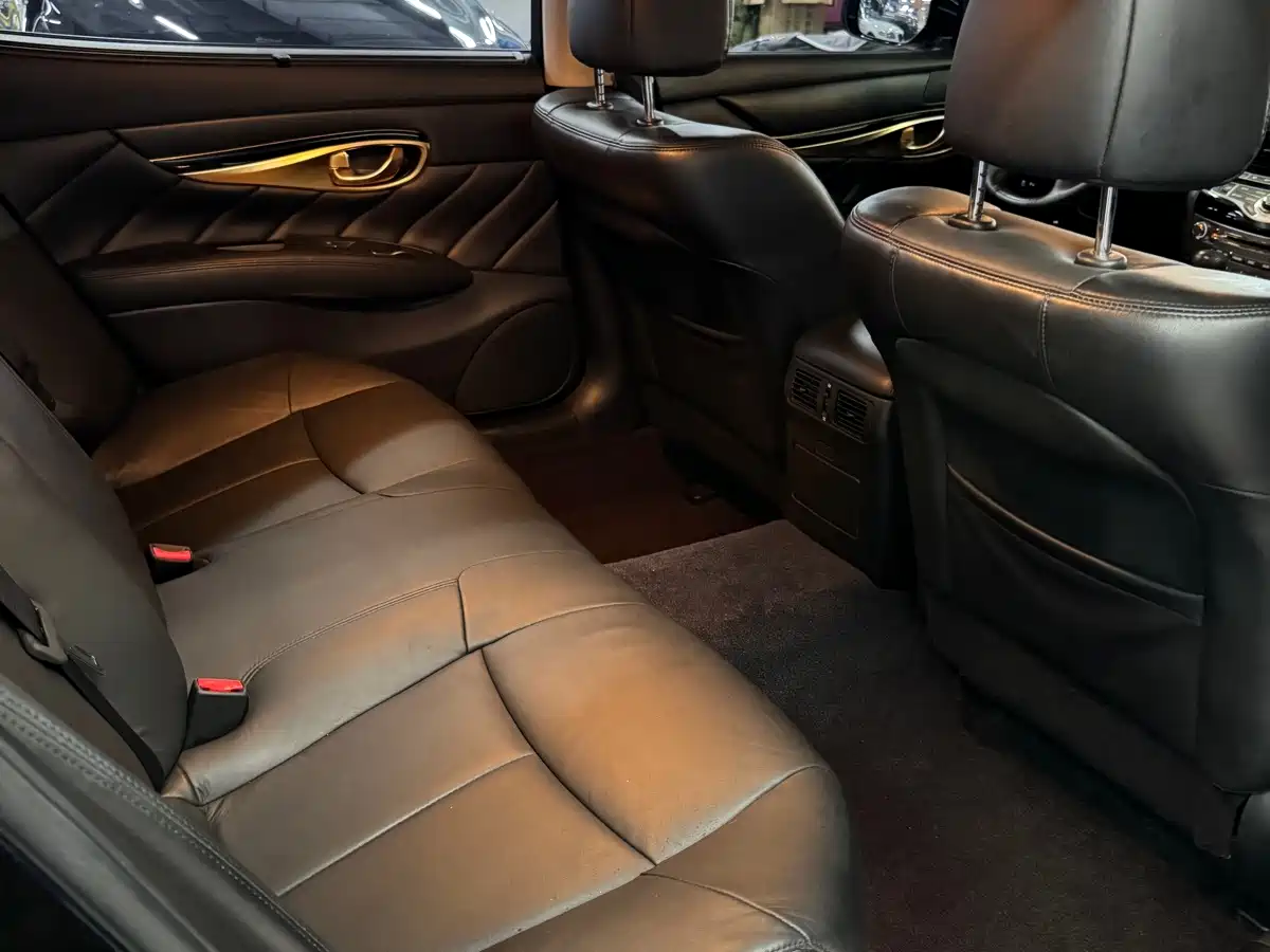 Infiniti Q70 2017 2017 Q70L 2.5L Elite Edition