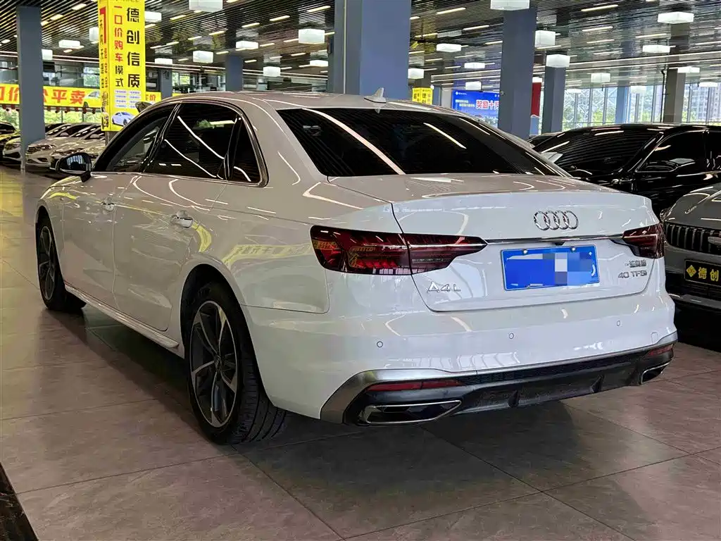 Audi A4L 2020 40 TFSI Fashion Dynamic Edition фото 6
