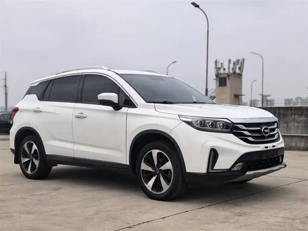 GAC Trumpchi Trumpchi GS4 2018 235T Auto 2WD Supreme Edition фото 3