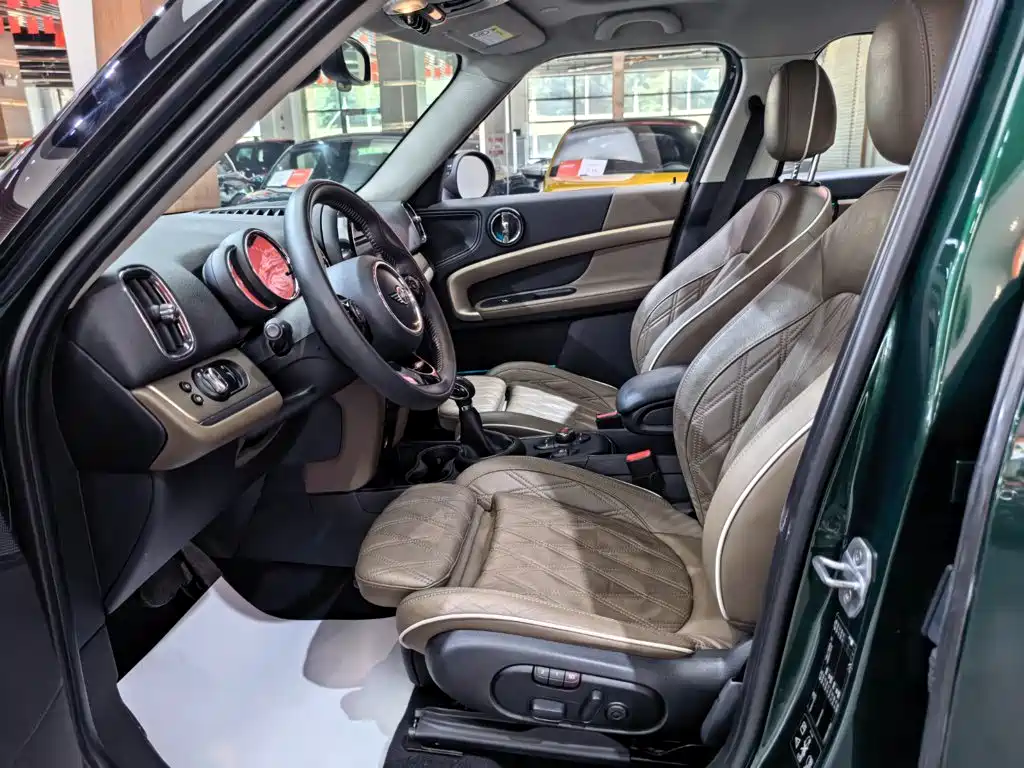 Фото 6 - MINI COUNTRYMAN