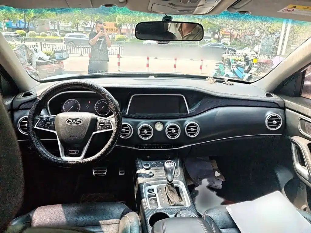 JAC Motors Refine S7 2017 2017 1.5T Automatic Luxury