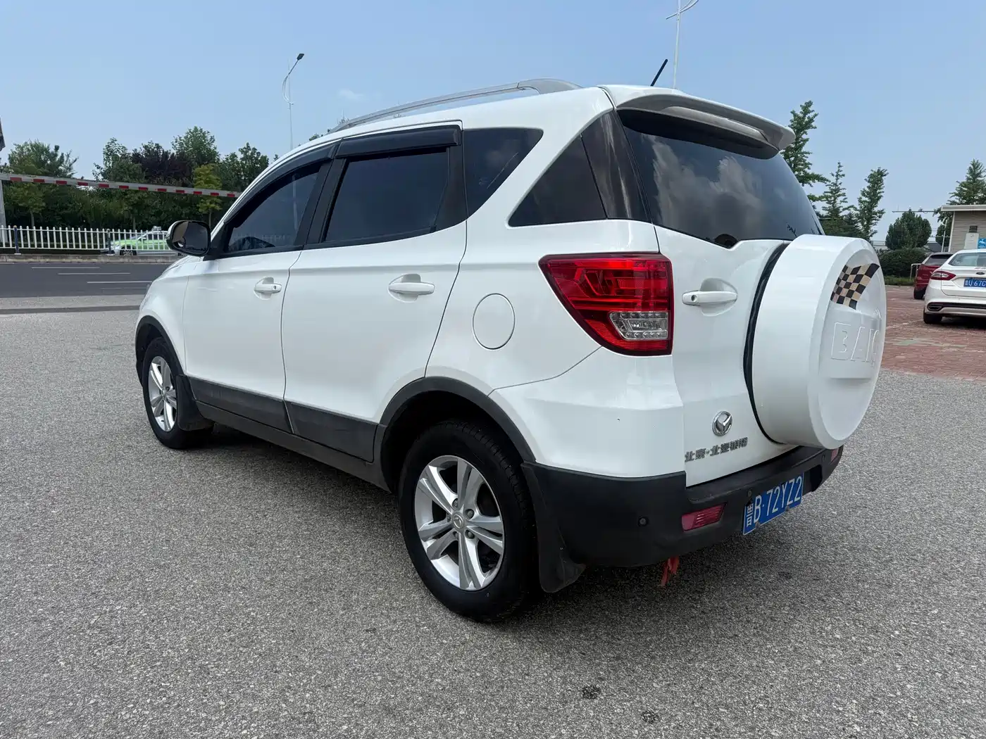 BAIC Huansu S2 2017 2016 1.5L Manual Startup (China V)