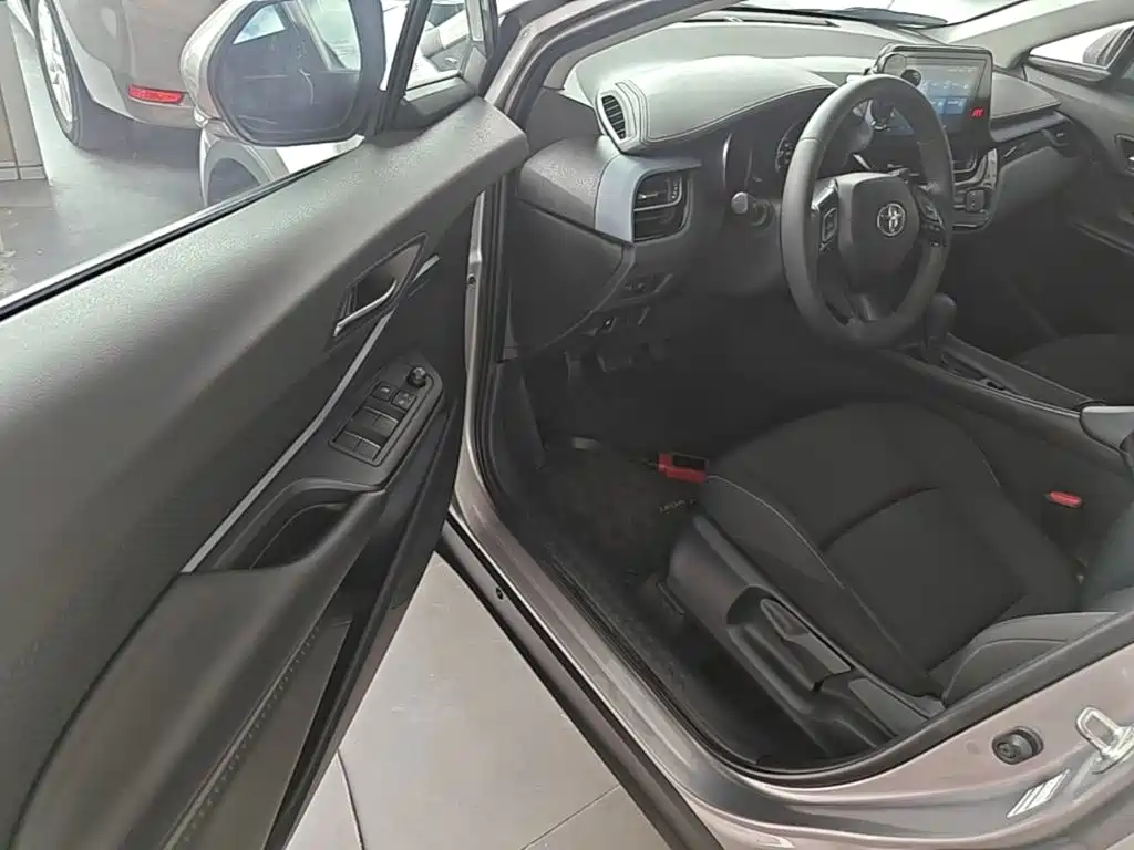 Toyota IZOA 2022 2021 2.0L Yixiang Edition