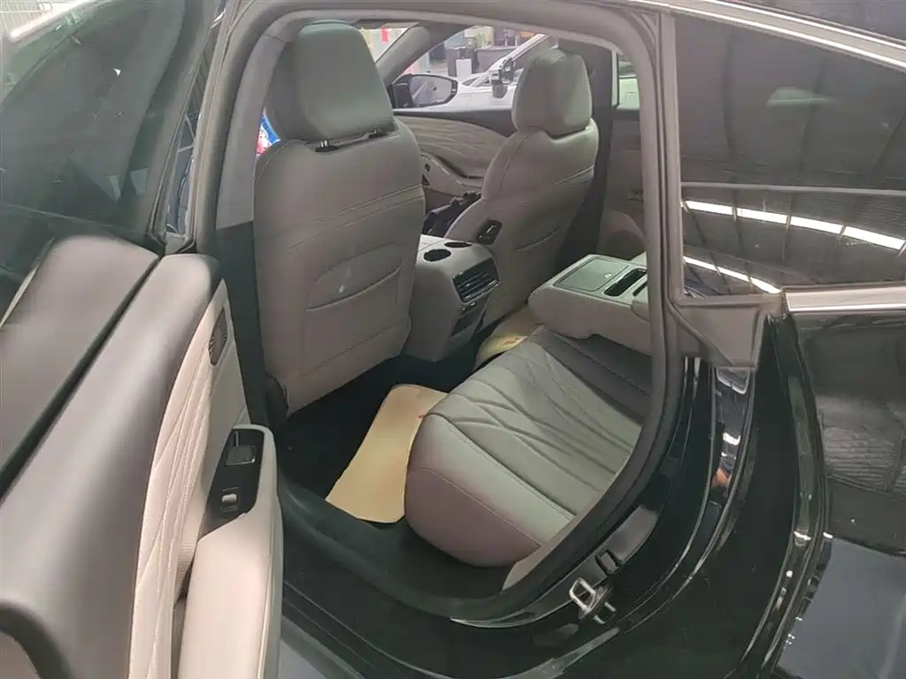 Geely Galaxy Galaxy Xingyao 8 2025 130km EM-P Starship Edition фото 17