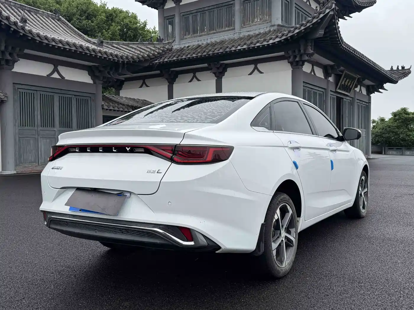 Geely Emgrand L 2022 2022 1.4T CVT Flagship