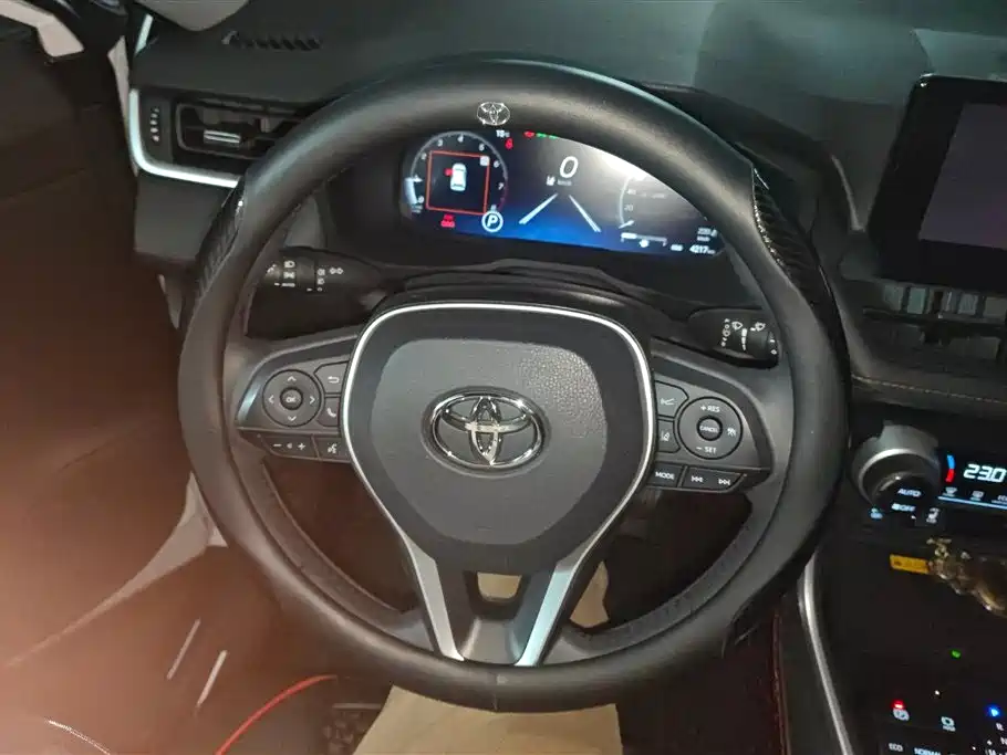 TOYOTA RAV4 RONGFANG