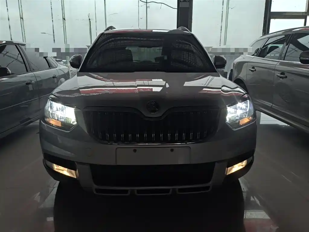 Škoda Yeti 2014 1.4TSI DSG Explorer фото 3