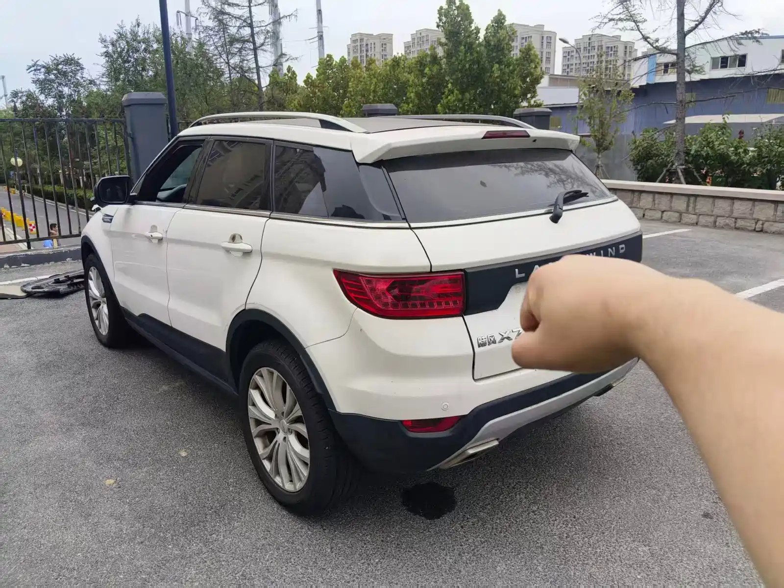 Photo 4 - Landwind X7