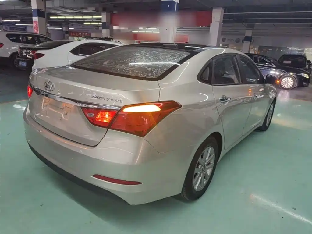 Hyundai Mistra 2014 1.8L Auto Smart GLS фото 7