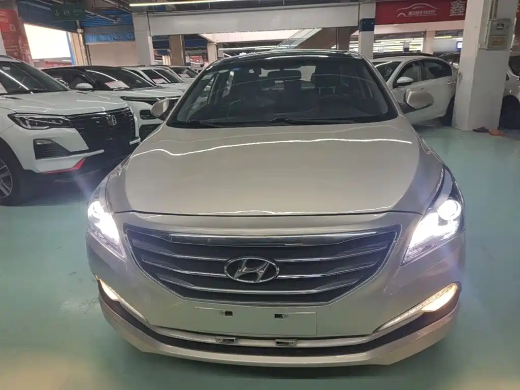 Hyundai Mistra 2014 1.8L Auto Smart GLS фото 3