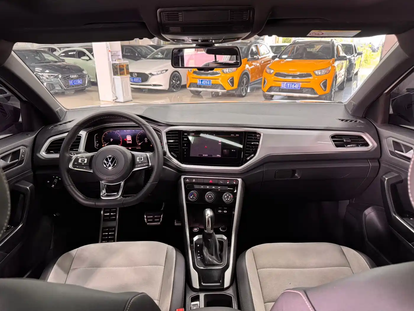 Volkswagen T-Roc, миниатюра 17
