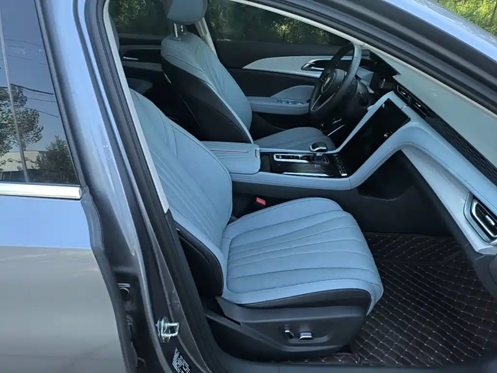 Hongqi H5 PHEV 2025 2025 170 Super Hybrid Edition