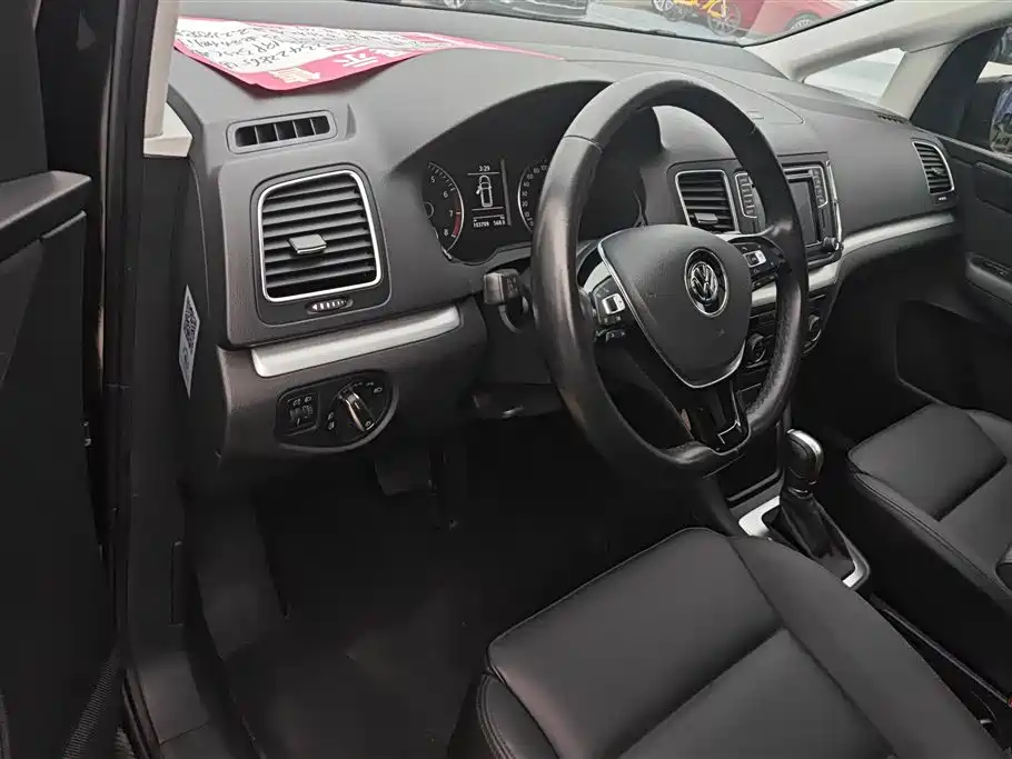Volkswagen Sharan 2016 380TSI Comfort 7-seater фото 12