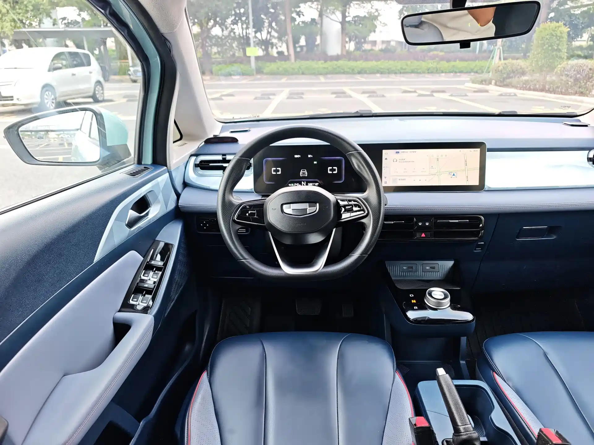 Фото 8 - Geely Geometry E Firefly