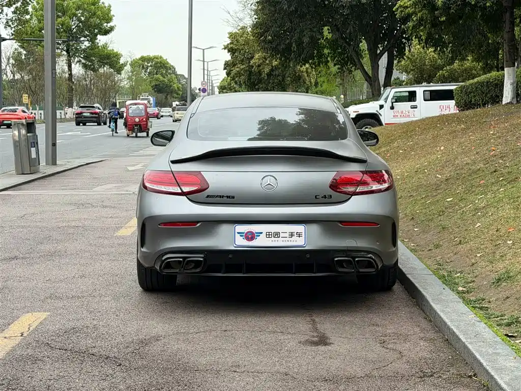 MERCEDES-BENZ C CLASS