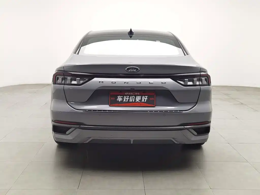 Ford Mondeo 2024 2023 EcoBoost 245 Luxury