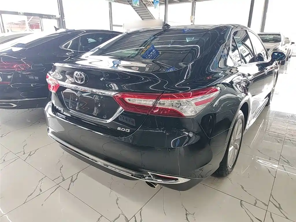 Toyota Camry 2023 2.0G Luxury Edition фото 7