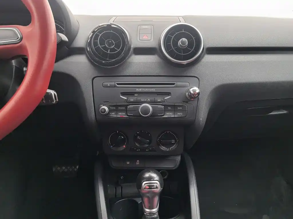Audi A1 2016 2014 30 TFSI Fashion