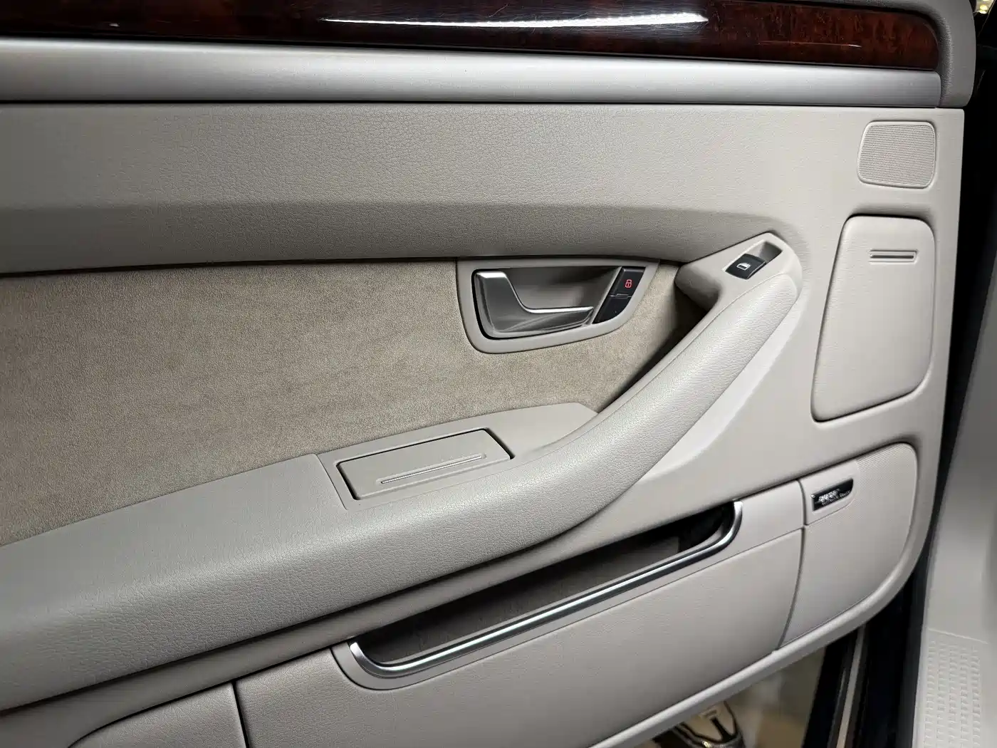 Audi A8 2008 A8L 3.2 FSI Luxury фото 13