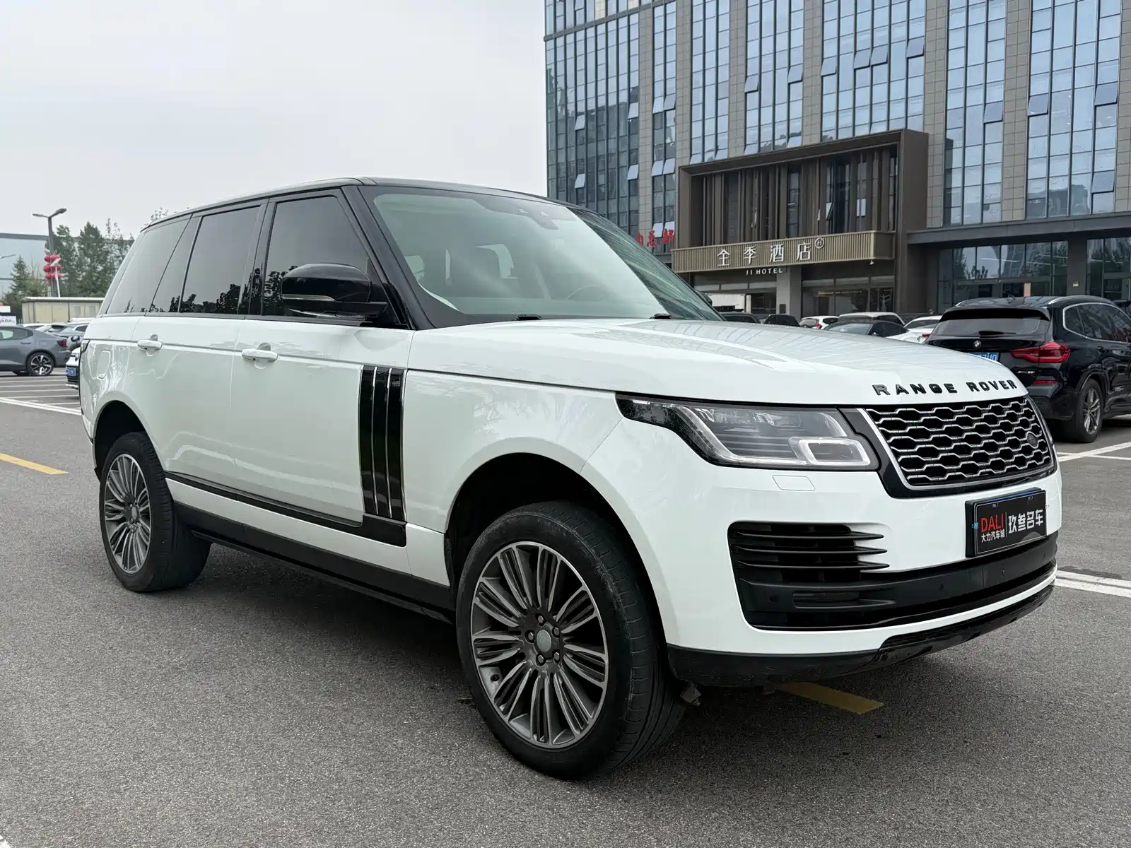 Фото 3 - Land Rover Range Rover