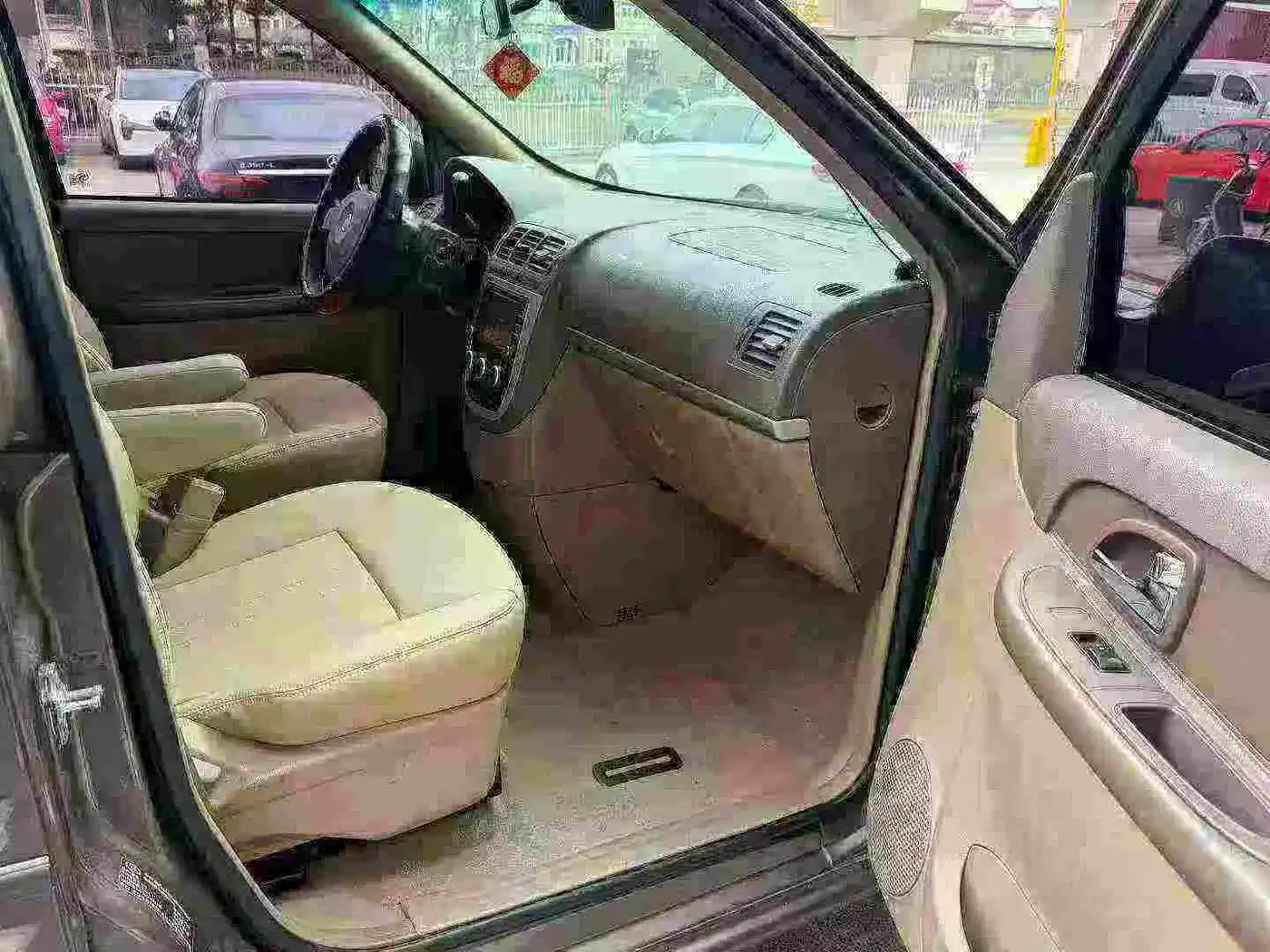 Buick GL8 2014 2.4L Classic Edition фото 8