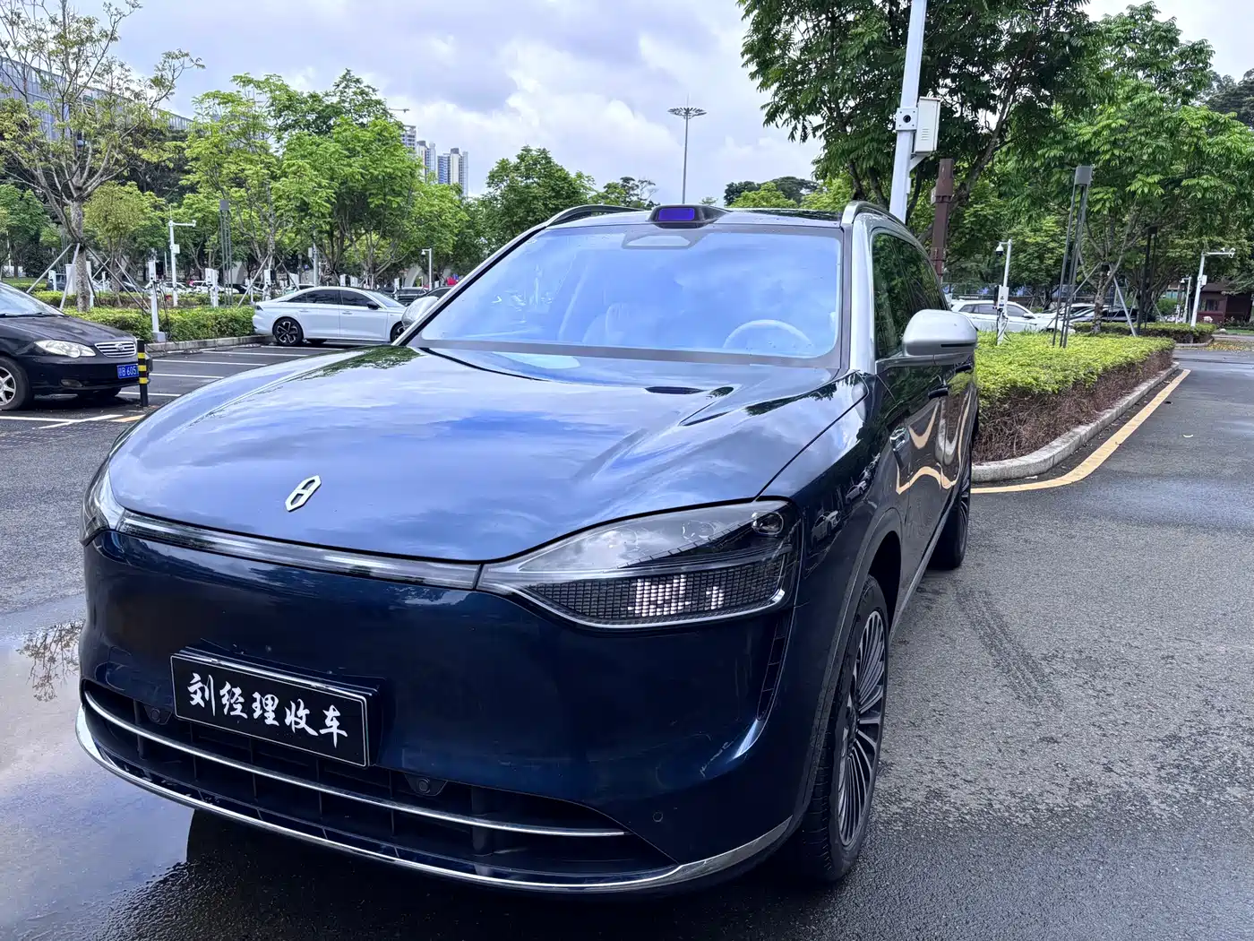 AITO Wenjie AITO M9 2025 Extended Range Ultra 52kWh 6-Seater фото 3