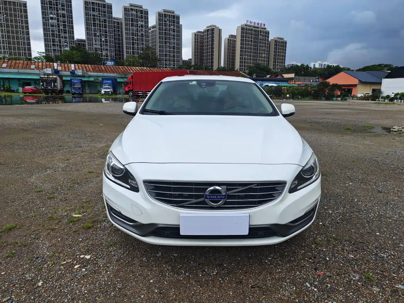 Фото 2 - Volvo S60