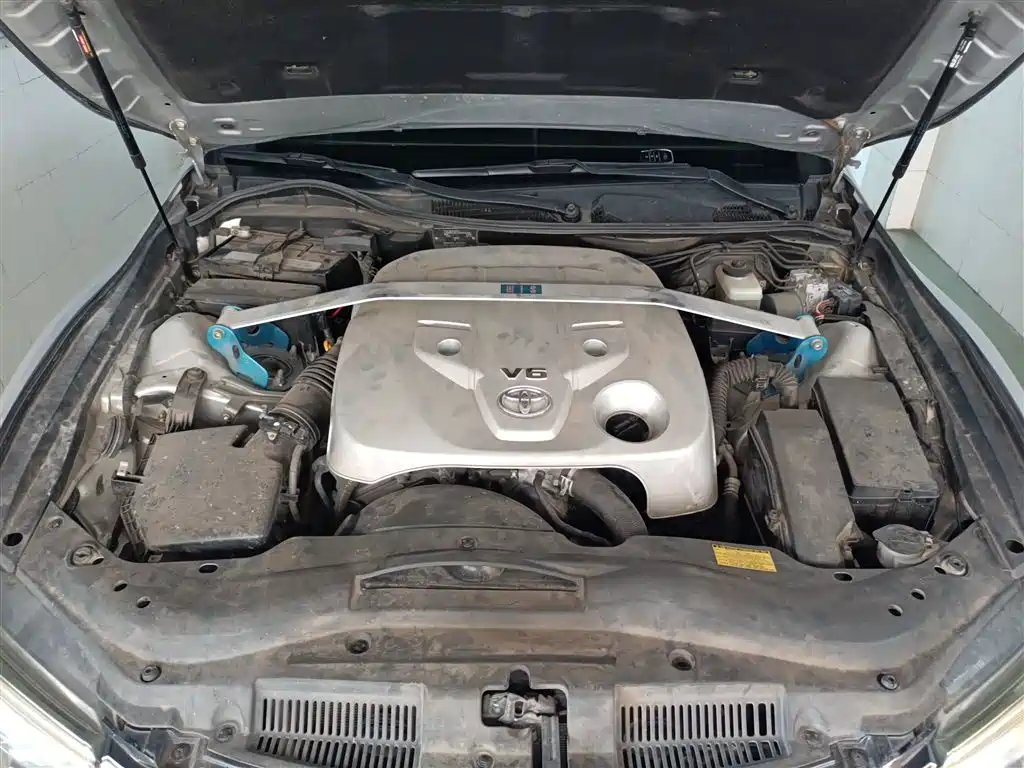 Toyota Reiz 2013 2.5V Premium Edition фото 13