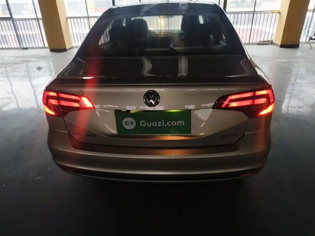 Volkswagen Bora 2018 1.5L Automatic Fashion фото 6