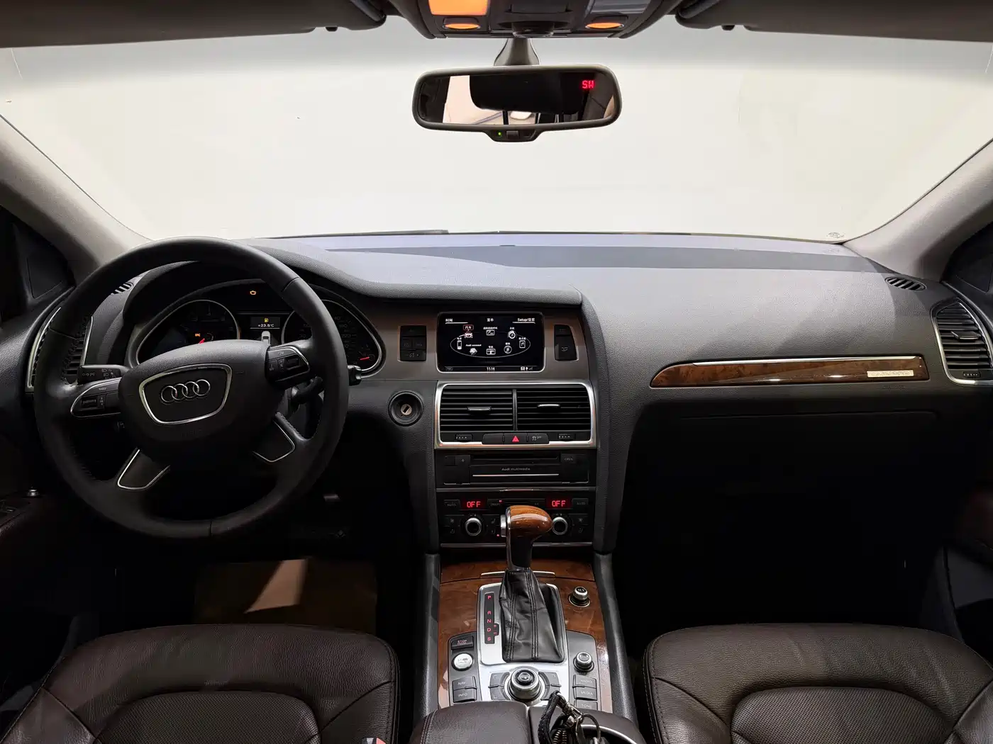 Audi Q7 2014 35 TFSI Sport фото 4