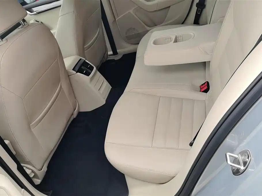 Škoda Octavia 2015 1.6L Automatic逸俊版 фото 11