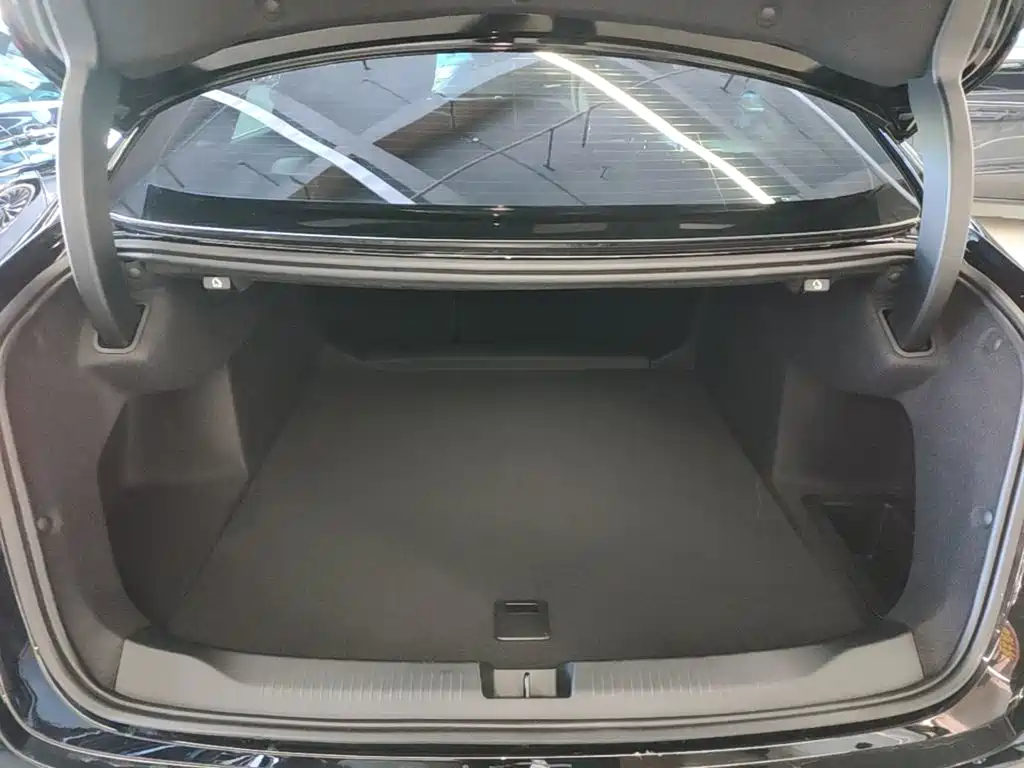Buick LaCrosse 2025 2025 Model 28T Platinum Edition
