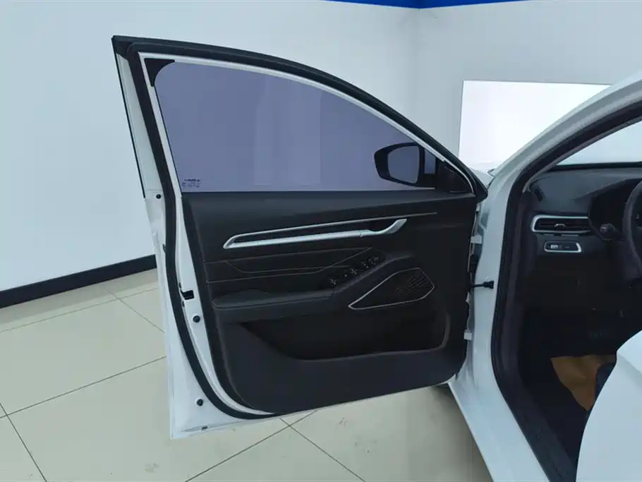 GEELY AUTOMOBILE EMGRAND