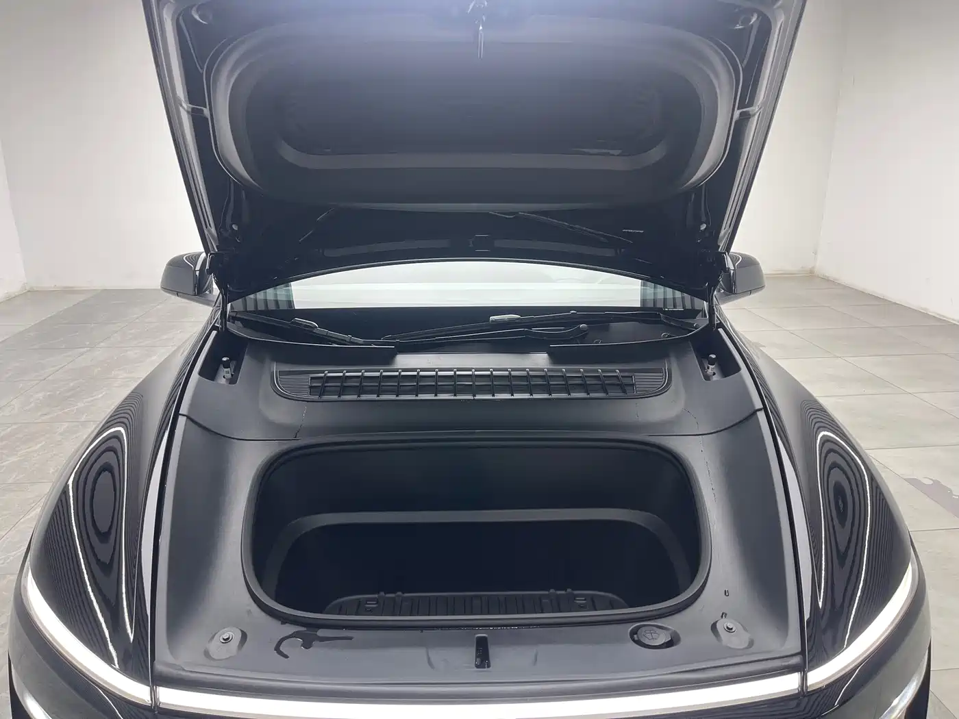 Tesla Model Y 2026 2026 Facelift Long Range Rear-Wheel Drive