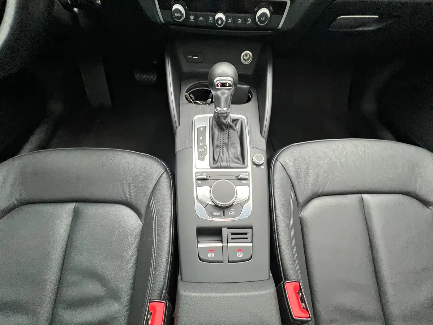 Audi A3 2018 30th Anniversary Sportback 35 TFSI Style фото 13