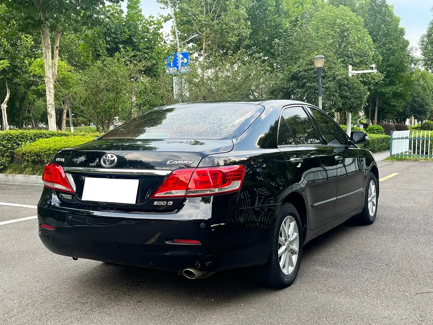 Фото 7 - Toyota Camry