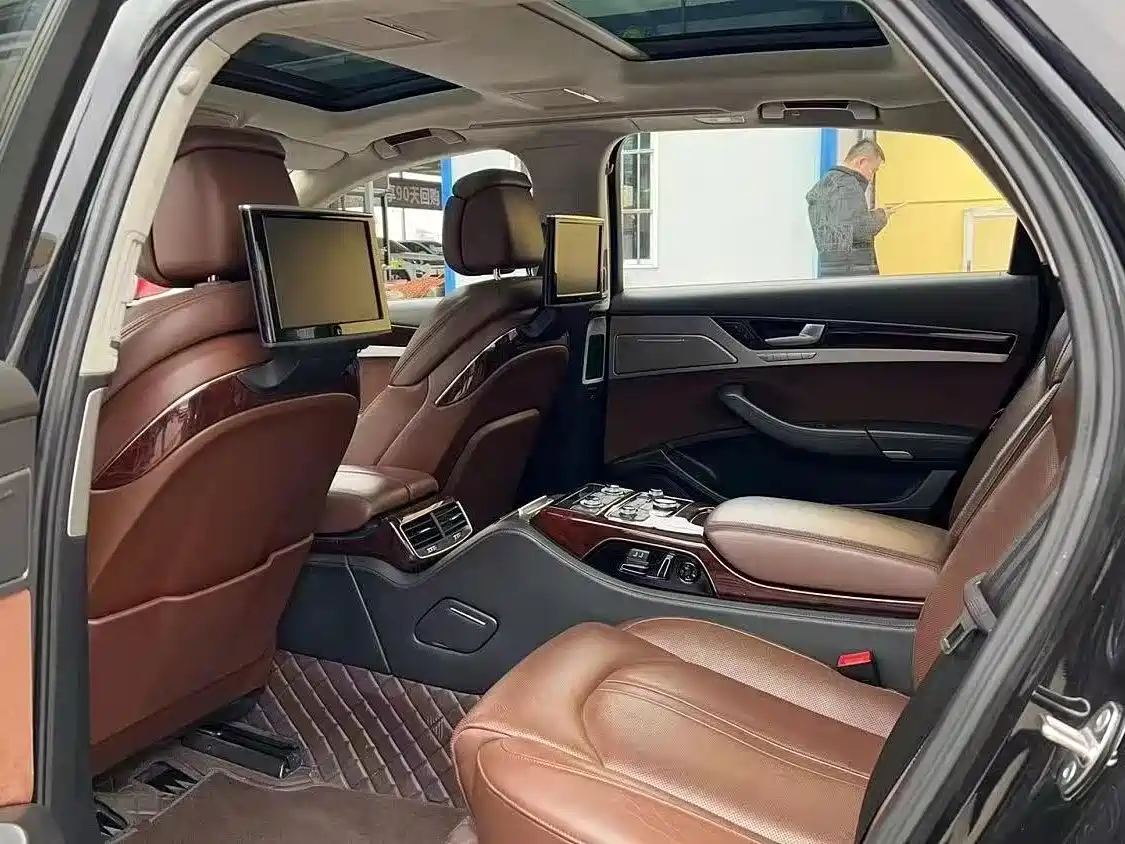 Audi A8 2013 A8L 6.3 FSI W12 quattro Exclusive фото 9